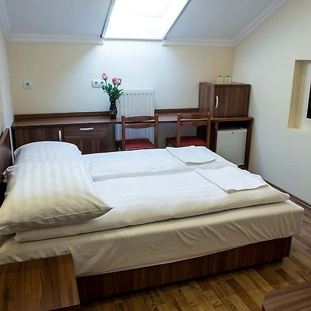 Bl.Apartmanhaz Ii. Szegedin Exterior foto