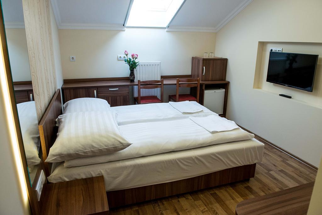 Bl.Apartmanhaz Ii. Szegedin Exterior foto