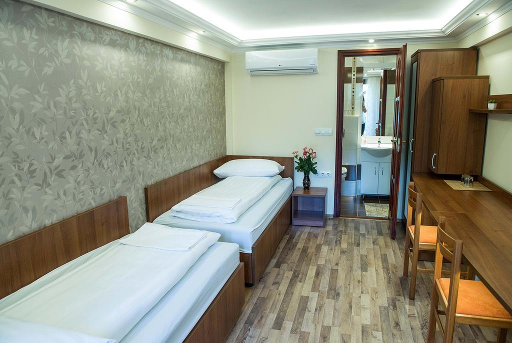 Bl.Apartmanhaz Ii. Szegedin Exterior foto