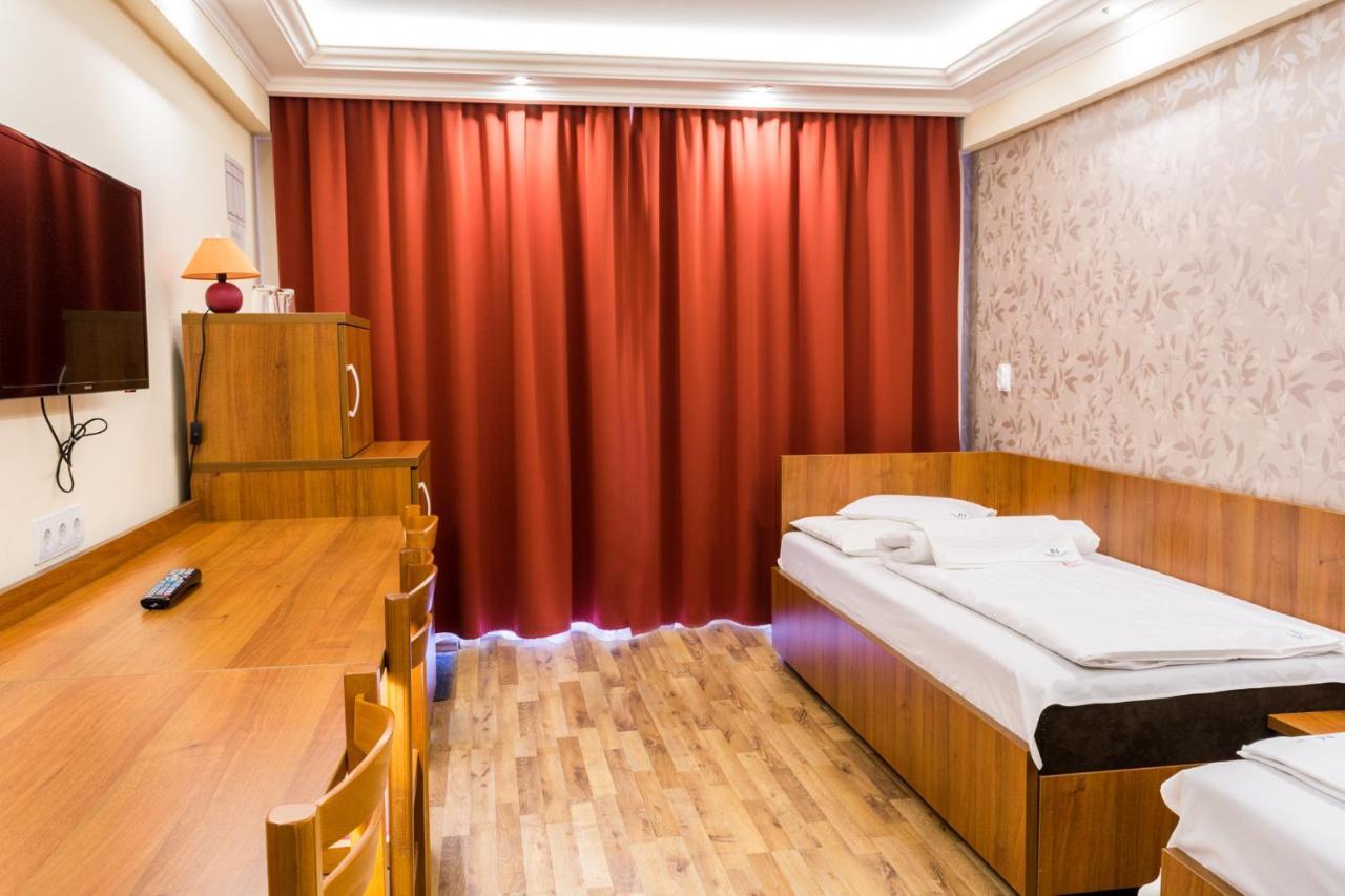 Bl.Apartmanhaz Ii. Szegedin Exterior foto
